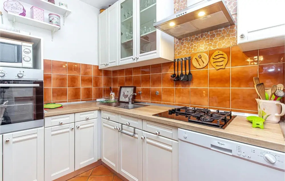 Awesome Home in Novi Vinodolski With Wifi and 2 Bedrooms