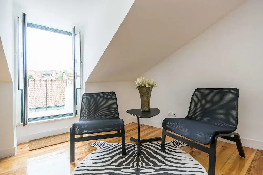 Comfortable and Trendy Lisbon Apartment
