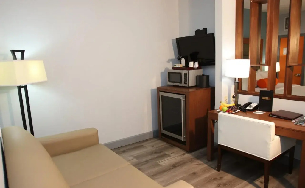 BLVD Hotel and Studios Universal-Hollywood, an Ascend Collection Hotel