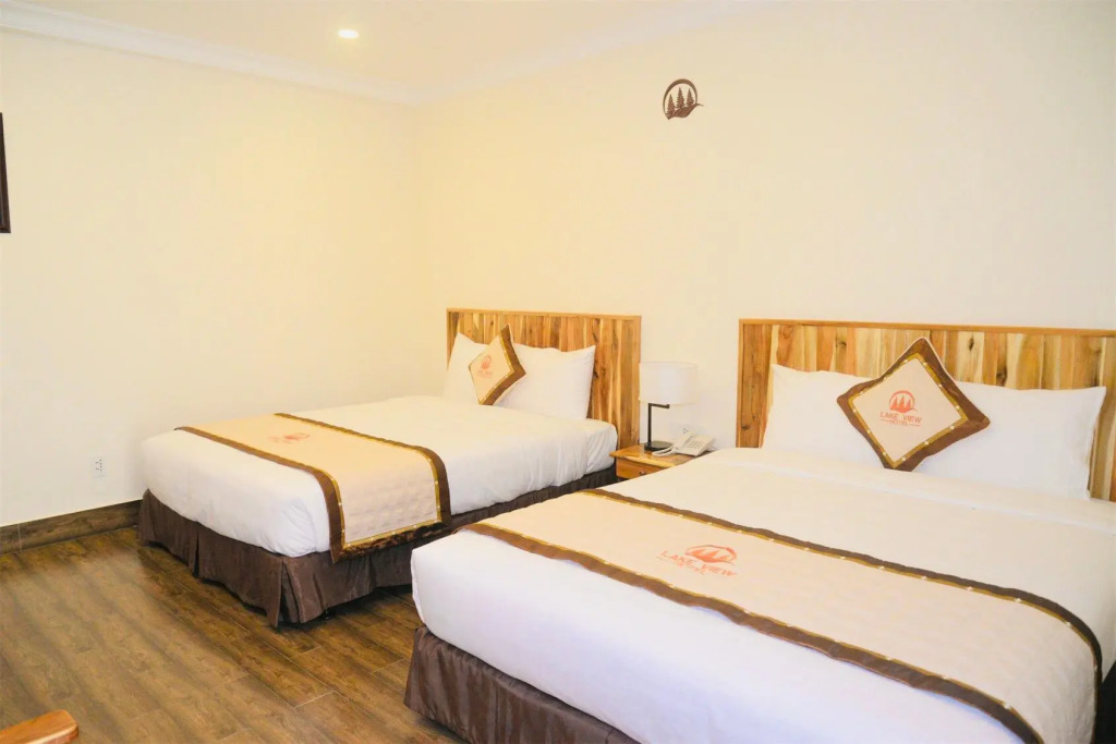 Lakeview Hotel