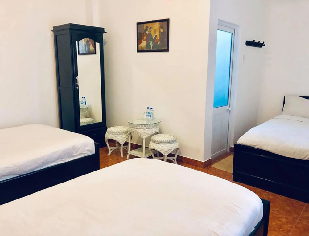Hà Vân Hotel