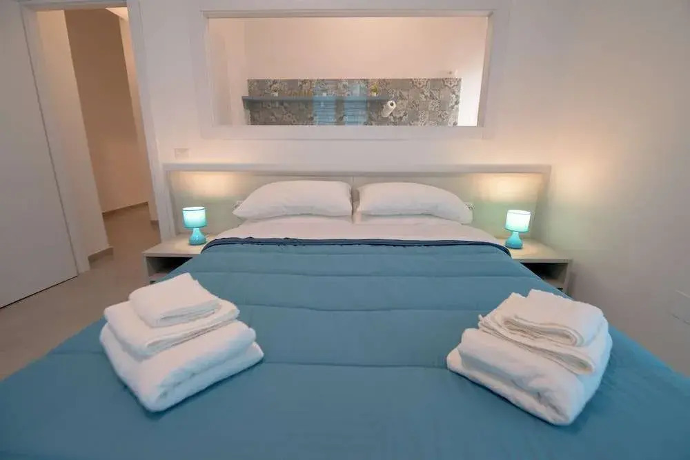 Rocciola Home