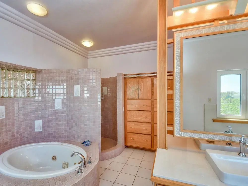 4br Oceanfront W/ Private Pool & 3 Balconies 4 Bedroom Home