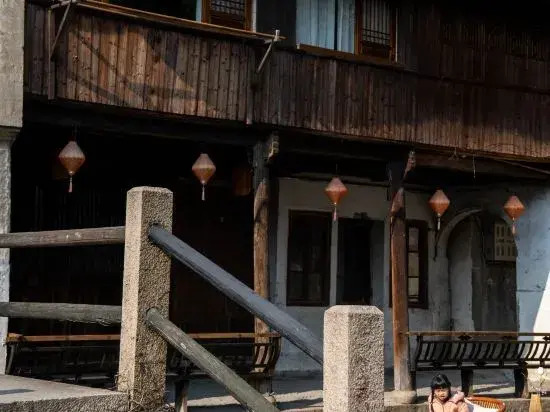 Nanxun Ancient Town - a single-family homestay with river view