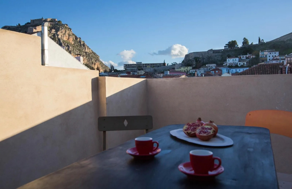 Amymone Suites