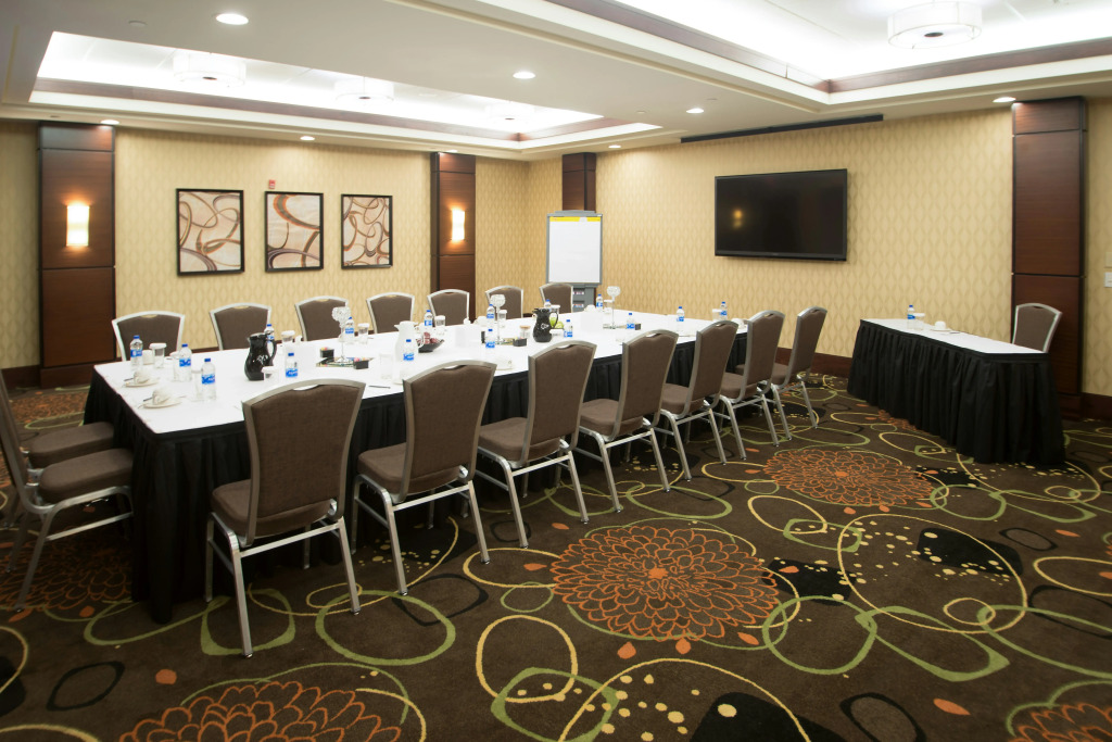 Embassy Suites by Hilton Fayetteville Fort Bragg