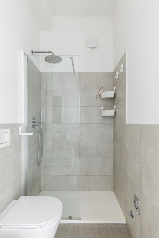 Menganti White Apartment by Wonderful Italy