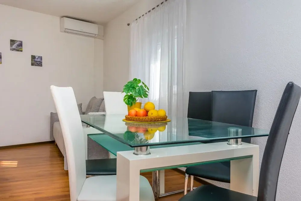 Apartment Ivana Omis