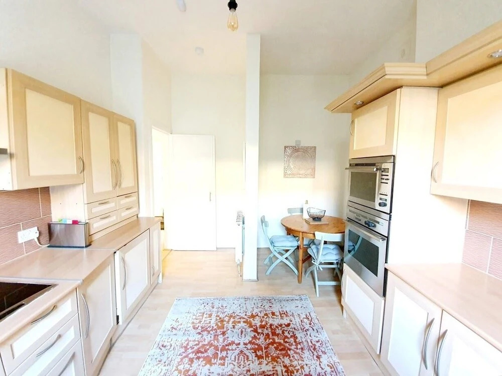 Spacious Apartment In Glasgow