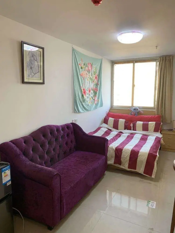 California Apartment HongMei Road Branch