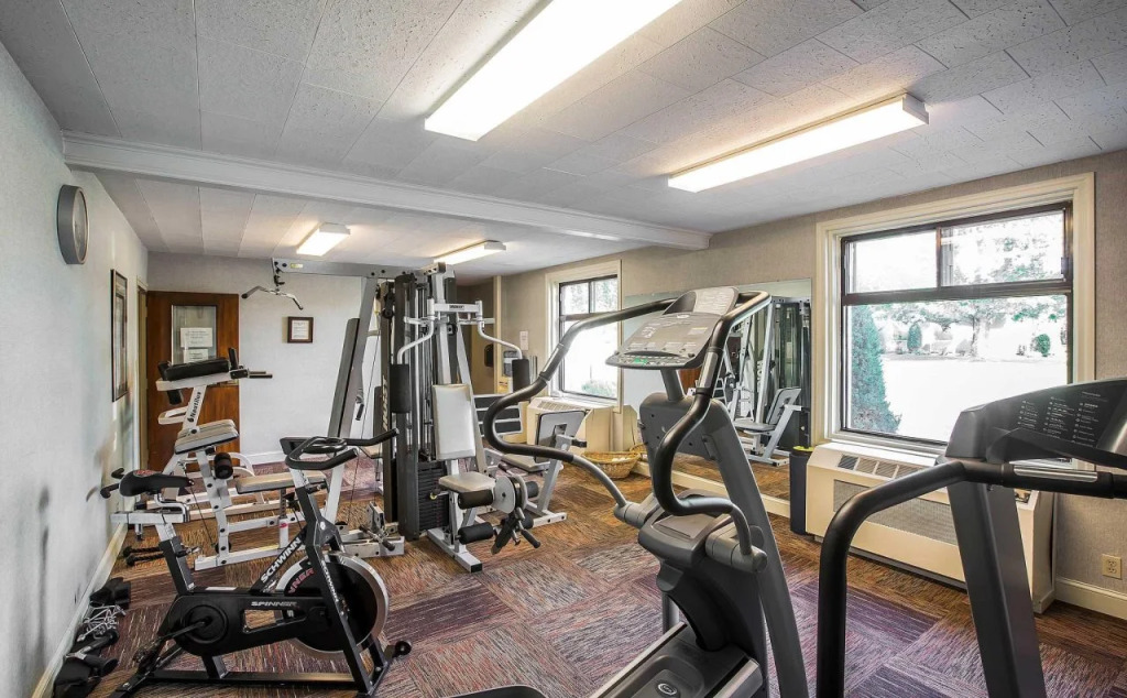 Econo Lodge Inn & Suites Binghamton