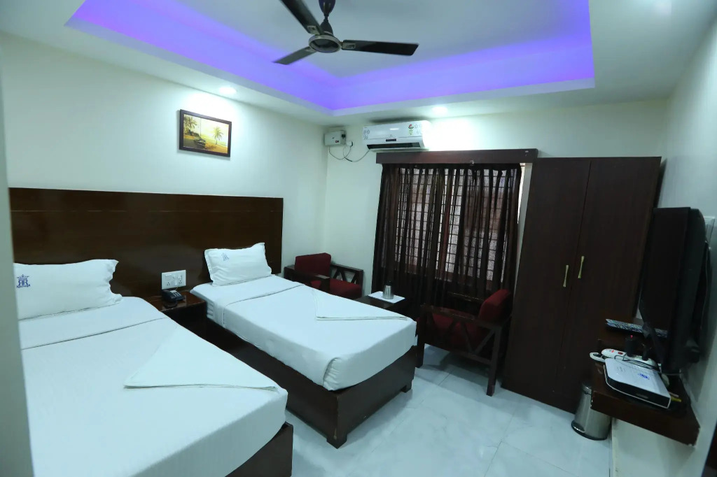 Hotel RR International