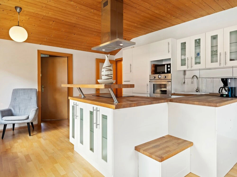 Simplistic Apartment in Fließ near Gachenblick Mountain