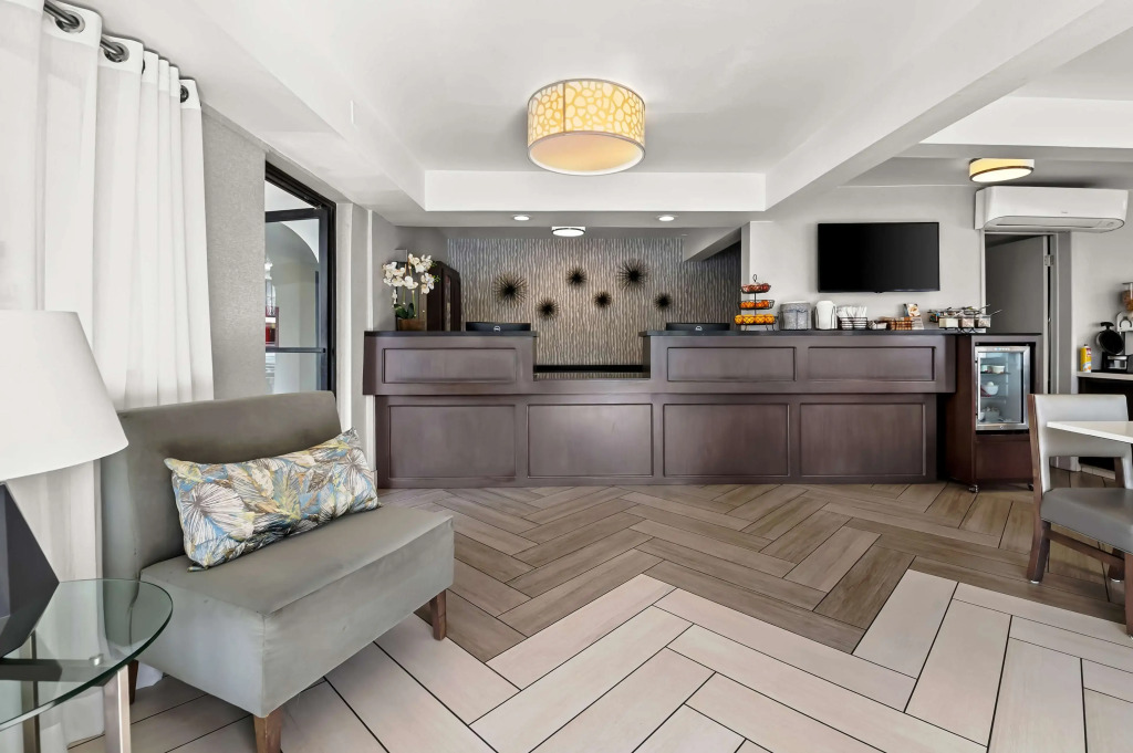 Best Western Los Alamitos Inn & Suites