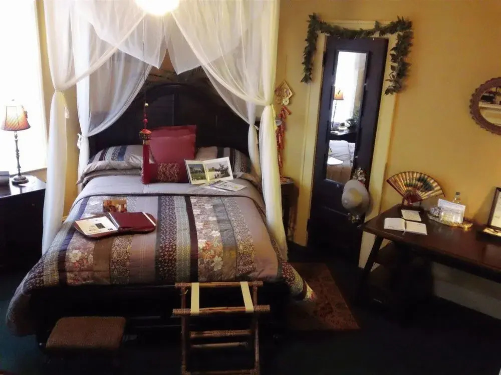 The Inn of the Patriots