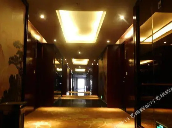 Zilongwan Hotel