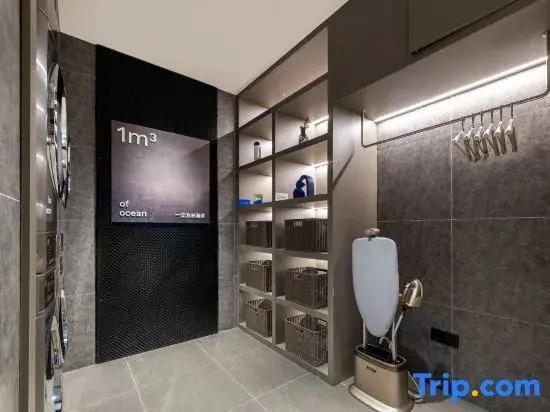 Haining Xia Sha Outlet Wenhai North Road Light Hotel