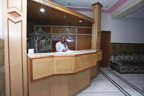 Hotel Park by OYO Rooms