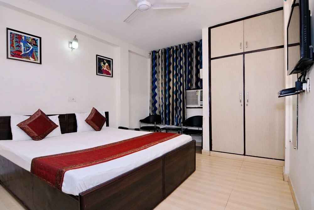 OYO Rooms Dwarka Sector 7