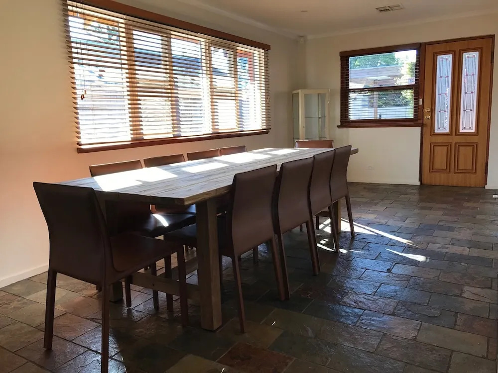 Ambrosia Holiday Home