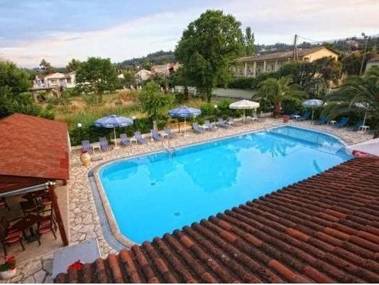 Zefiros Apartments