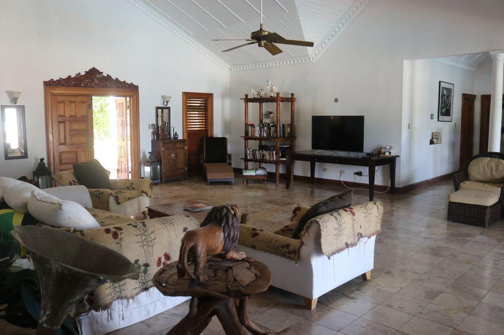 10 Br Guesthouse - Montego Bay - Prj 1434