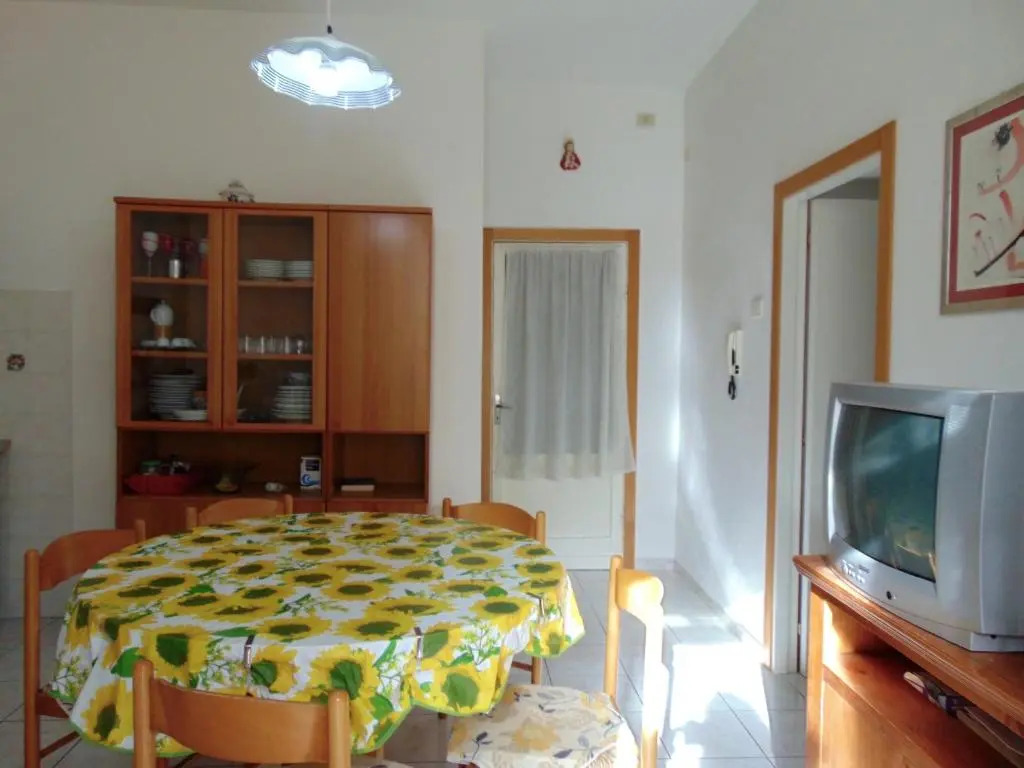 N209 - Numana, Bilocale Con Giardino a 100 Metri Dal Mare