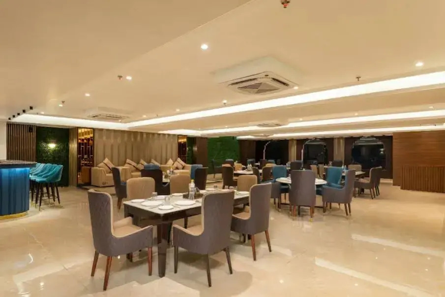 Grand Luxotica By DLS Hotels