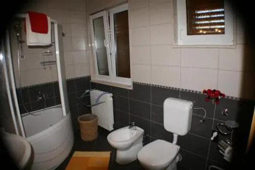Apartment Bol 34