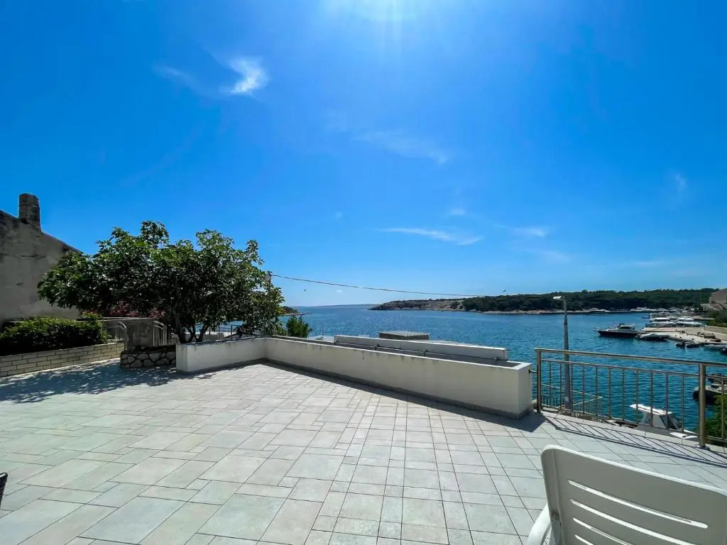 Apartment Marina, the place with beautiful sunset