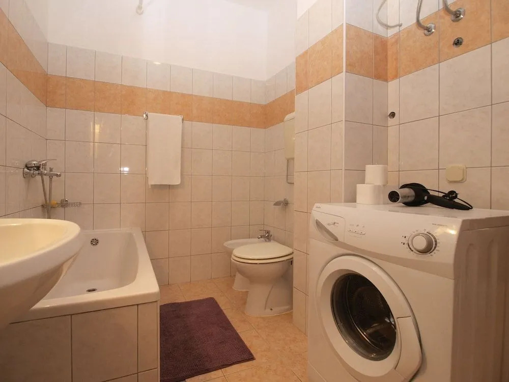 Apartment 397
