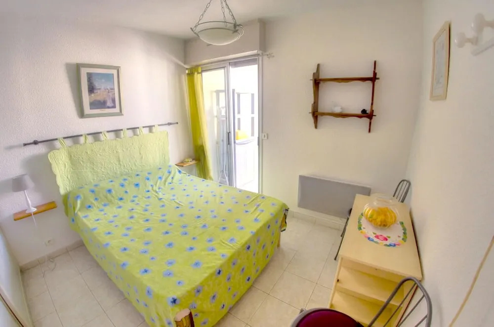 Apartment With 2 Bedrooms in Palavas-les-flots, With Wonderful sea Vie