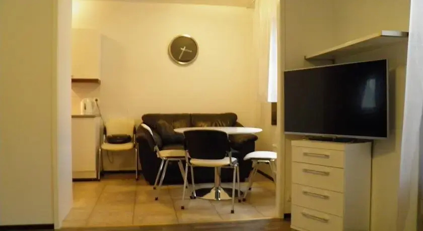 Repotie Apartment