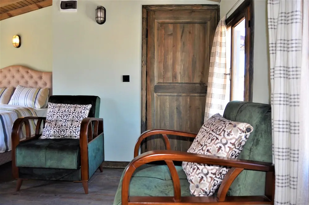 Rooftop Balat Rooms and Apartments Vodina
