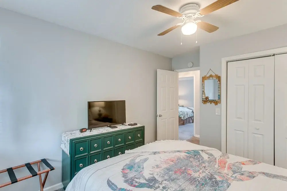 Coastal St Simons Retreat Near Gascoigne Bluff!