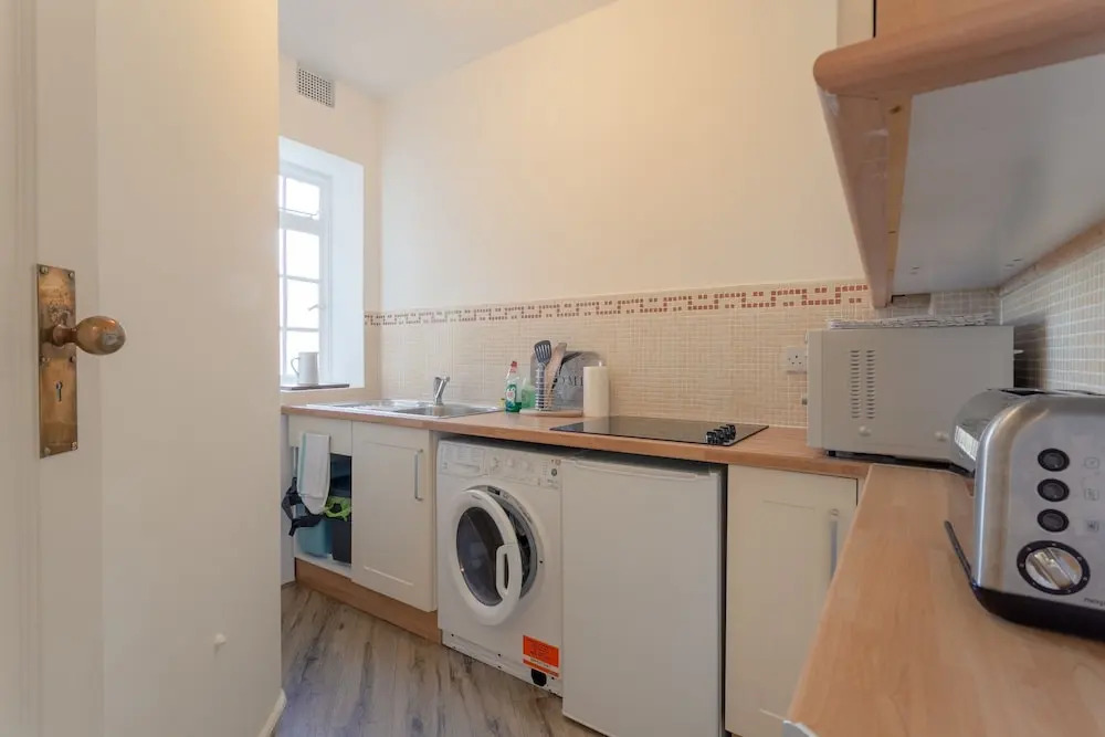 1 Bedroom Flat Near Hampstead Heath
