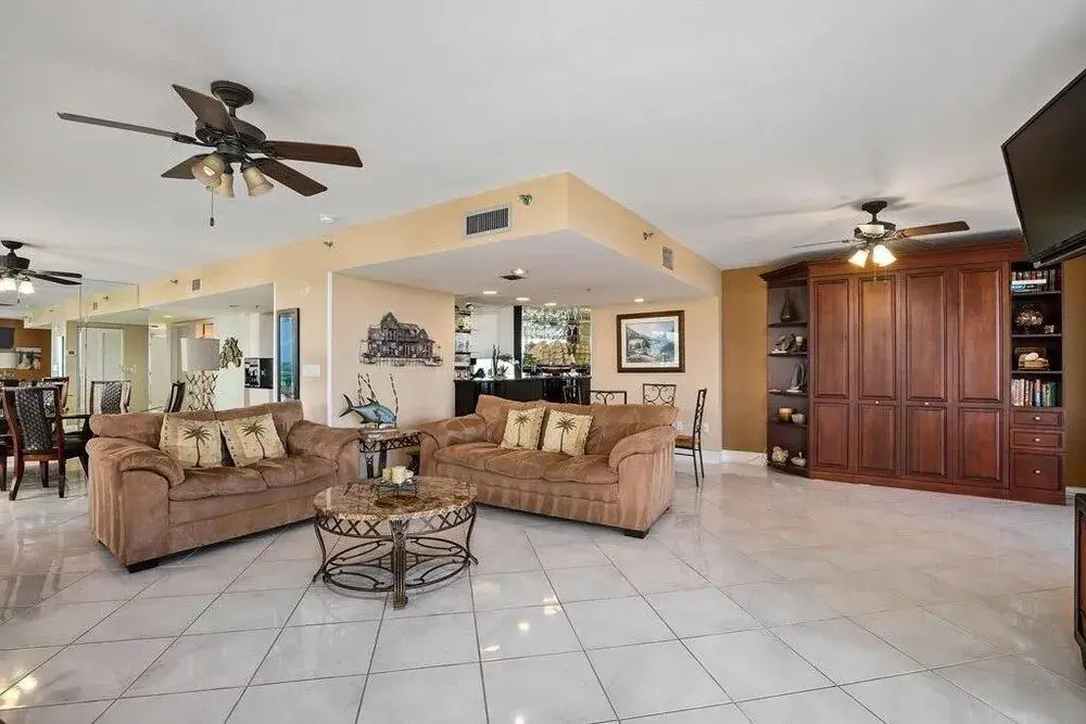 South Collier Private Home #47805 2 Bedrooms 2 Bathrooms Home