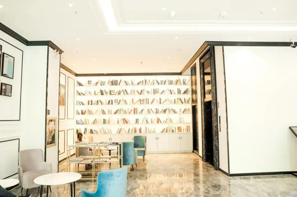 Xana Hotelle(Shanghai Hongqiao International Airport Jiuting Store)