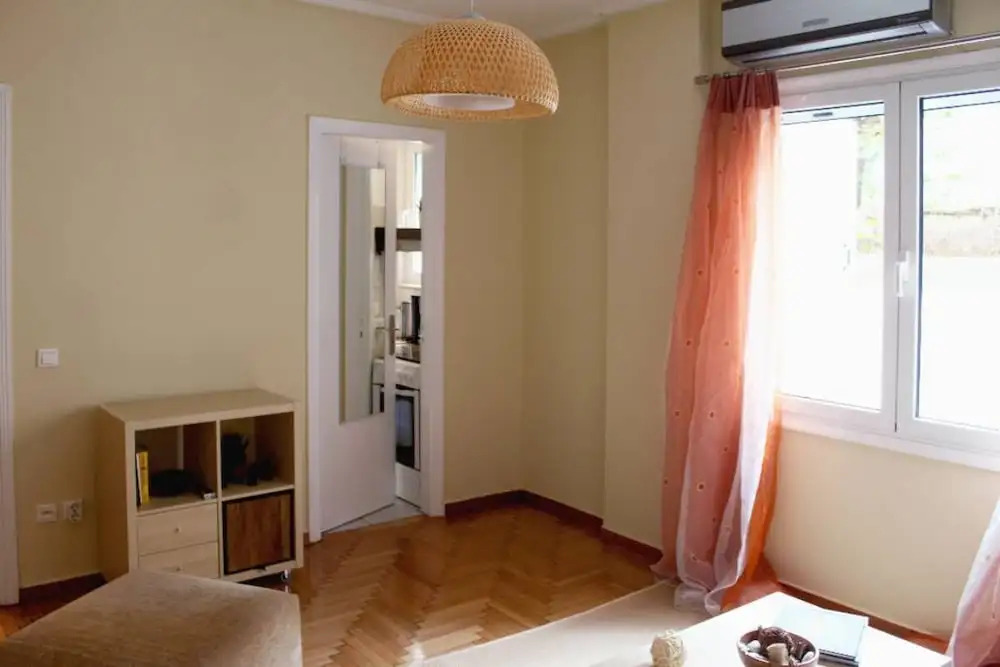 Affordable Studio behind Acropolis Museum