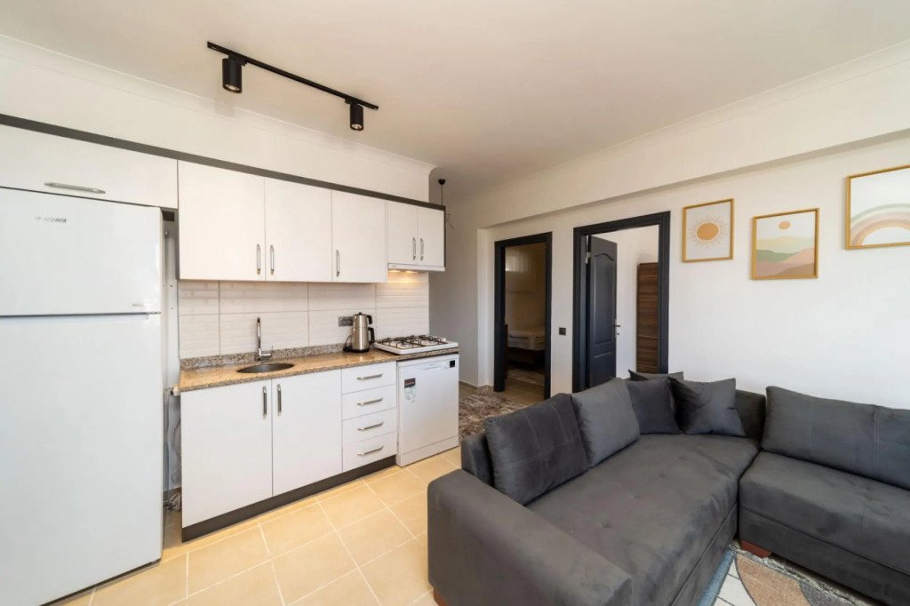 Modern Flat With Balcony Close to Beach in Aksu