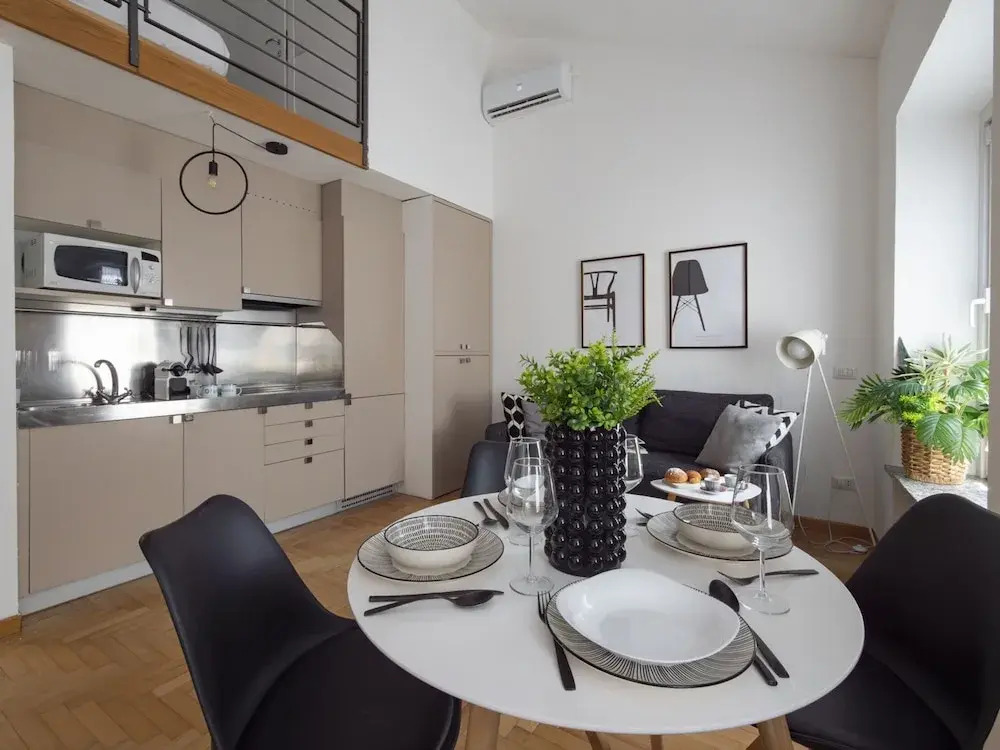 Fiori - Bright Stylish Loft in the Heart of Brera
