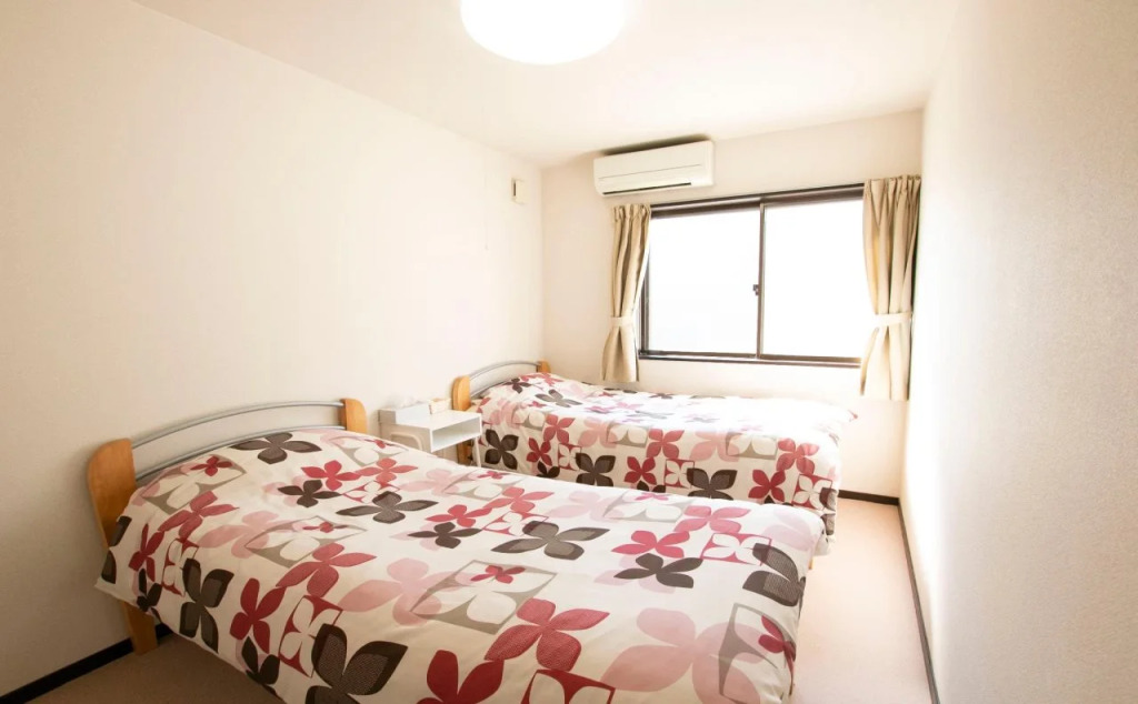 Uzushio Guest House