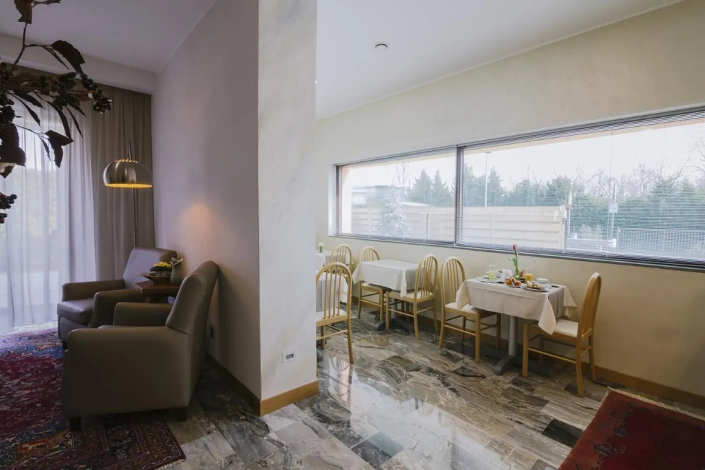 Piccolo Hotel