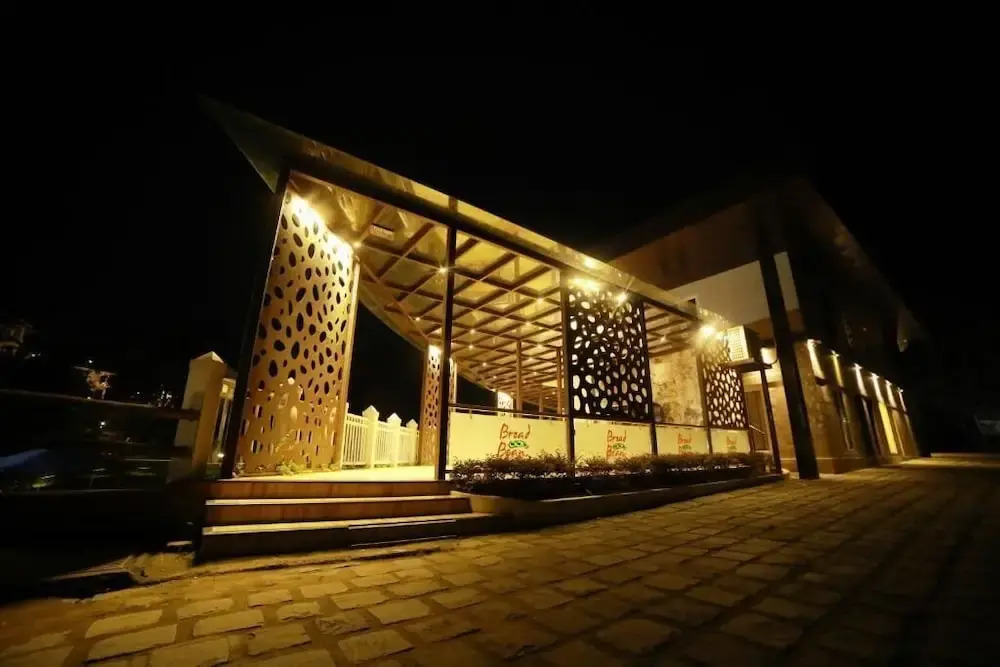 Broad Bean Resort & Spa