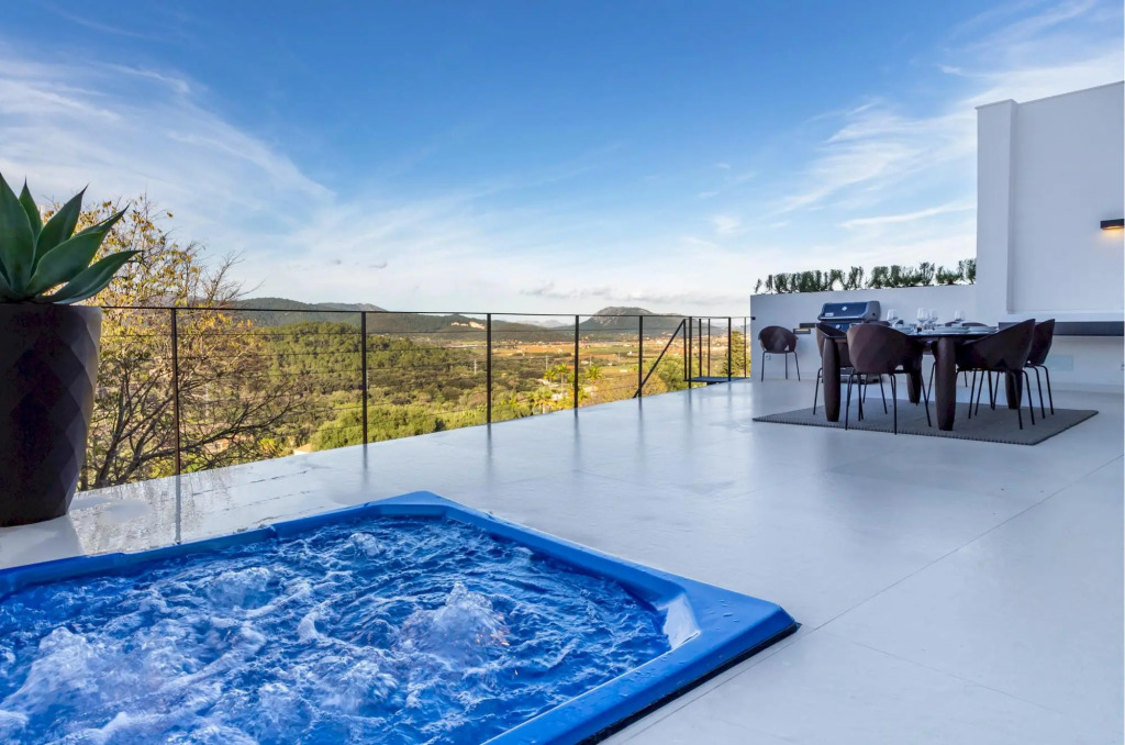 Olivera · Casa de lujo para 8 con piscina en la terraza