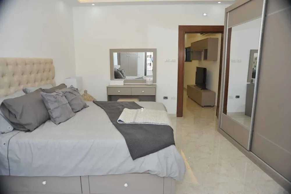 Amazing one Bedroom Apartment in Amman,elwebdah 12