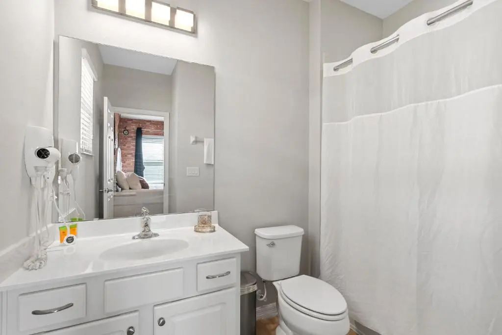 Golden Palms Resort 8 Bedroom Vacation Home with Pool 1904