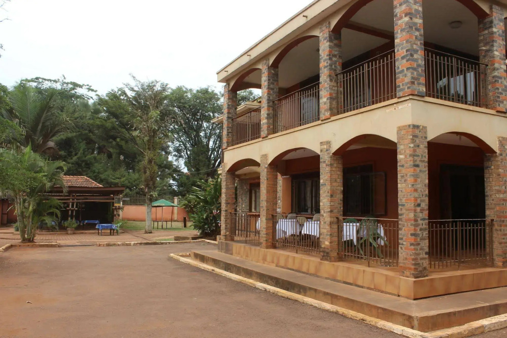 Cool Breeze Hotel Jinja