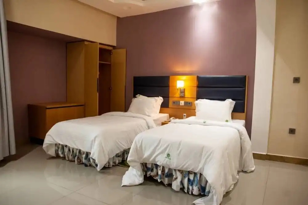HOTEL MICKEL