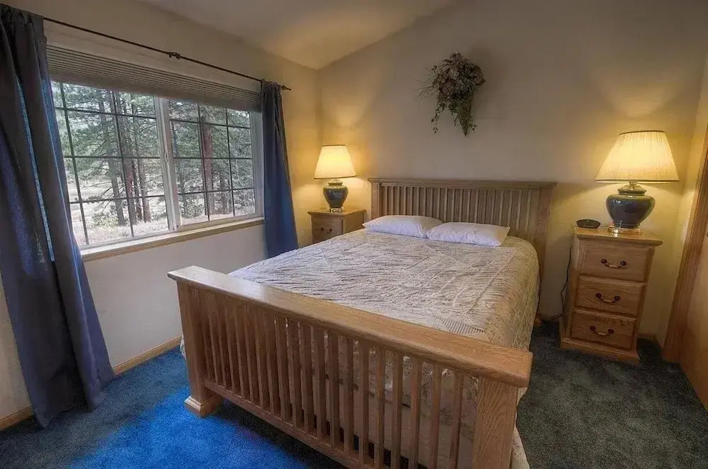 South Lake Tahoe - 4 BR Home Gas BBQ - LTA 8110